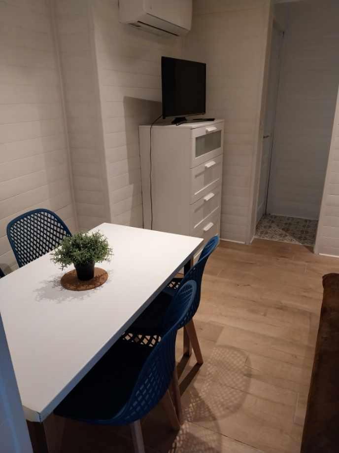'Le Patio' Appartement Avec Terrasse 로양 외부 사진